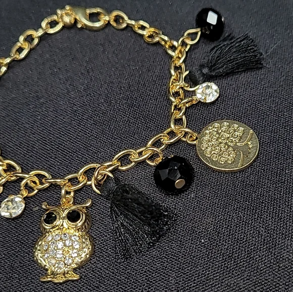 GOLD TONE OWLS AND TREE OF LIFE CHARM BRACELET - Picture 11 of 11